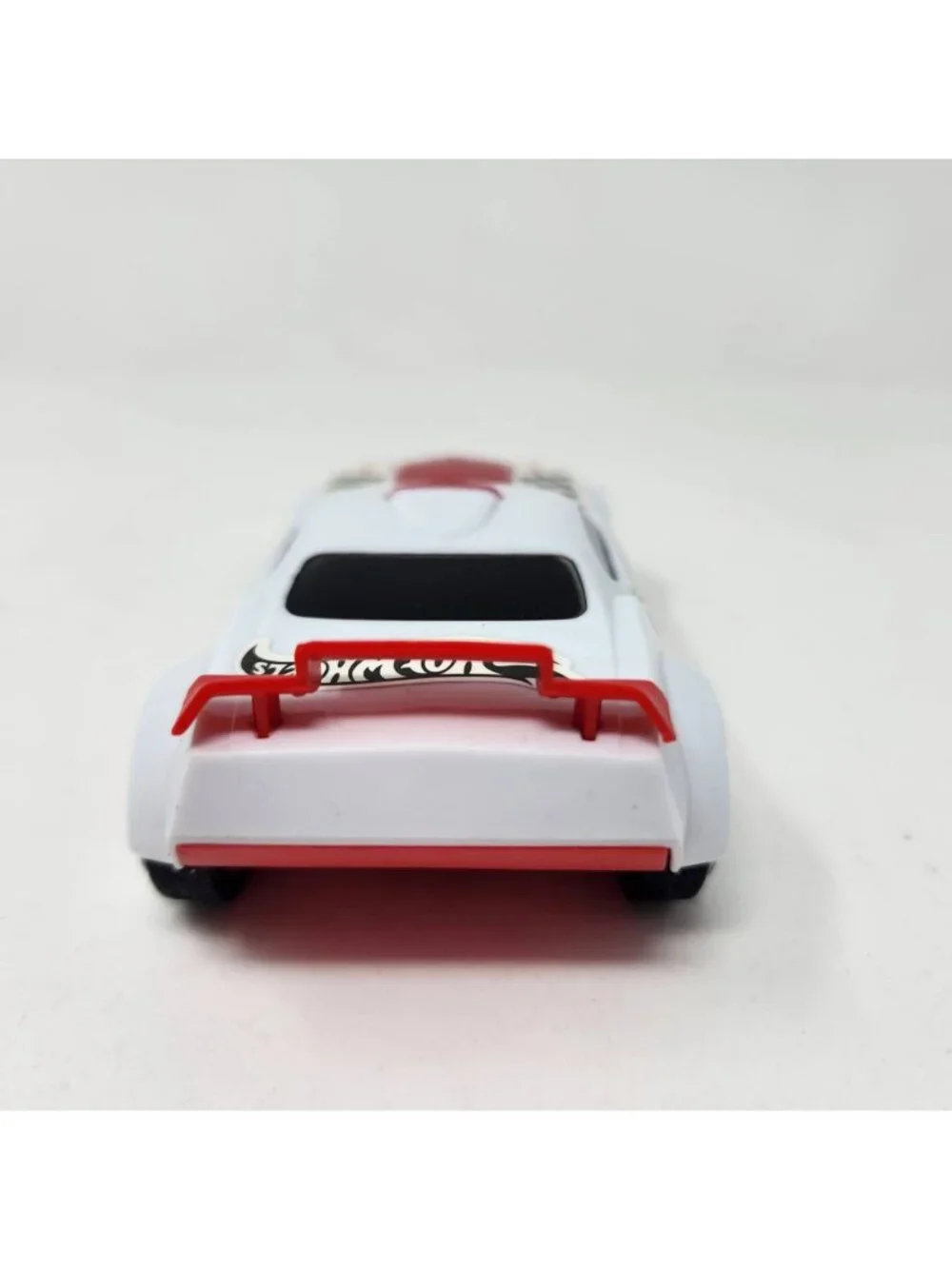 Hot Wheels Fast Racer Pullback Fast Fish White Red Rare Color Just Play Toy Car